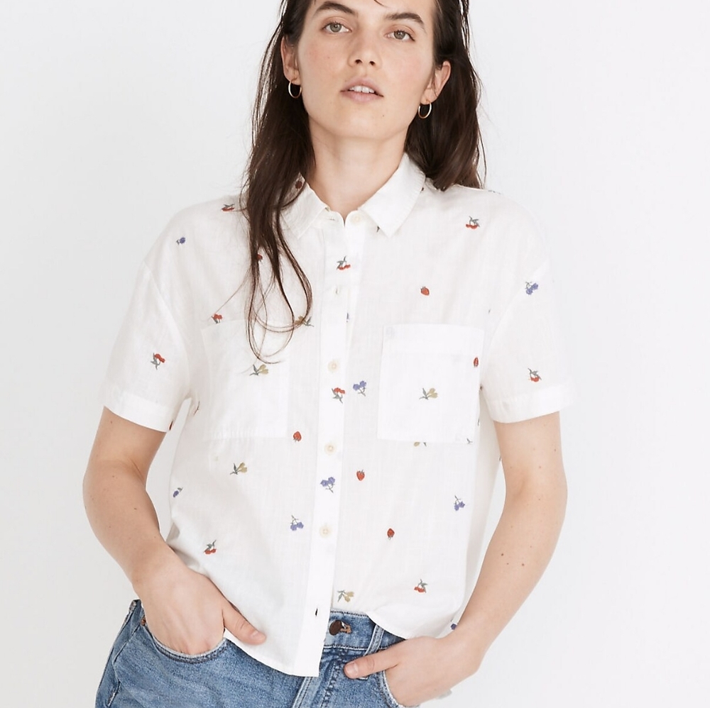 Madewell Beachside Shirttail Top (Embroidered Fruit Pattern)